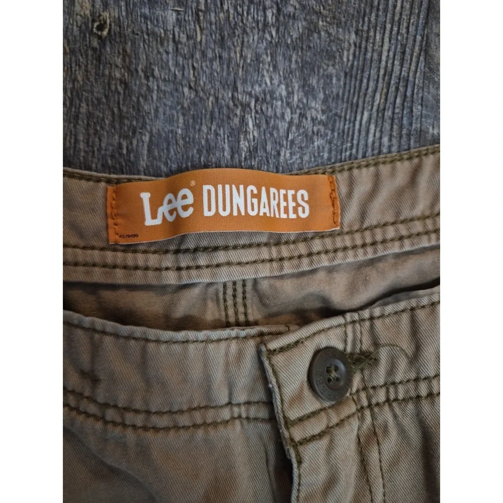 Lee Dungarees Dark Khaki Cargo Work Utility Shorts Men's 44 x 10 - Picture 5 of 7